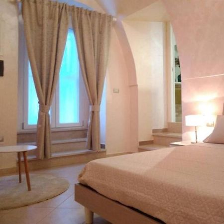 Domus Elegans in Centro Villa Manfredonia Buitenkant foto