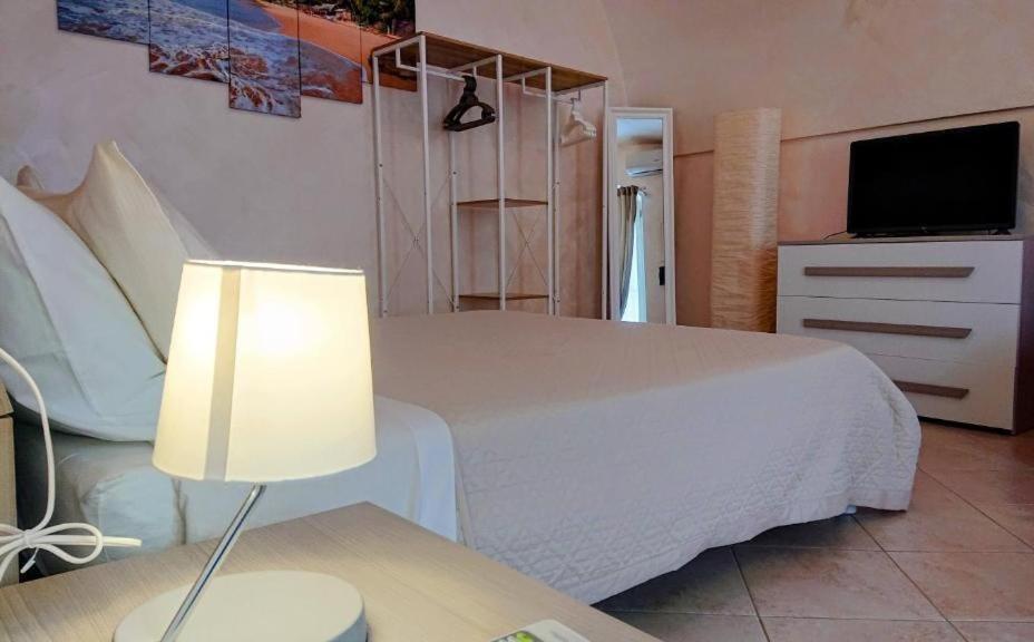 Domus Elegans in Centro Villa Manfredonia Buitenkant foto